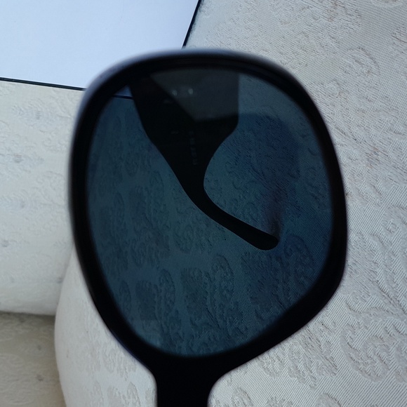 Chanel Camellia Black Sunglasses White Flowers! - Picture 9 of 16